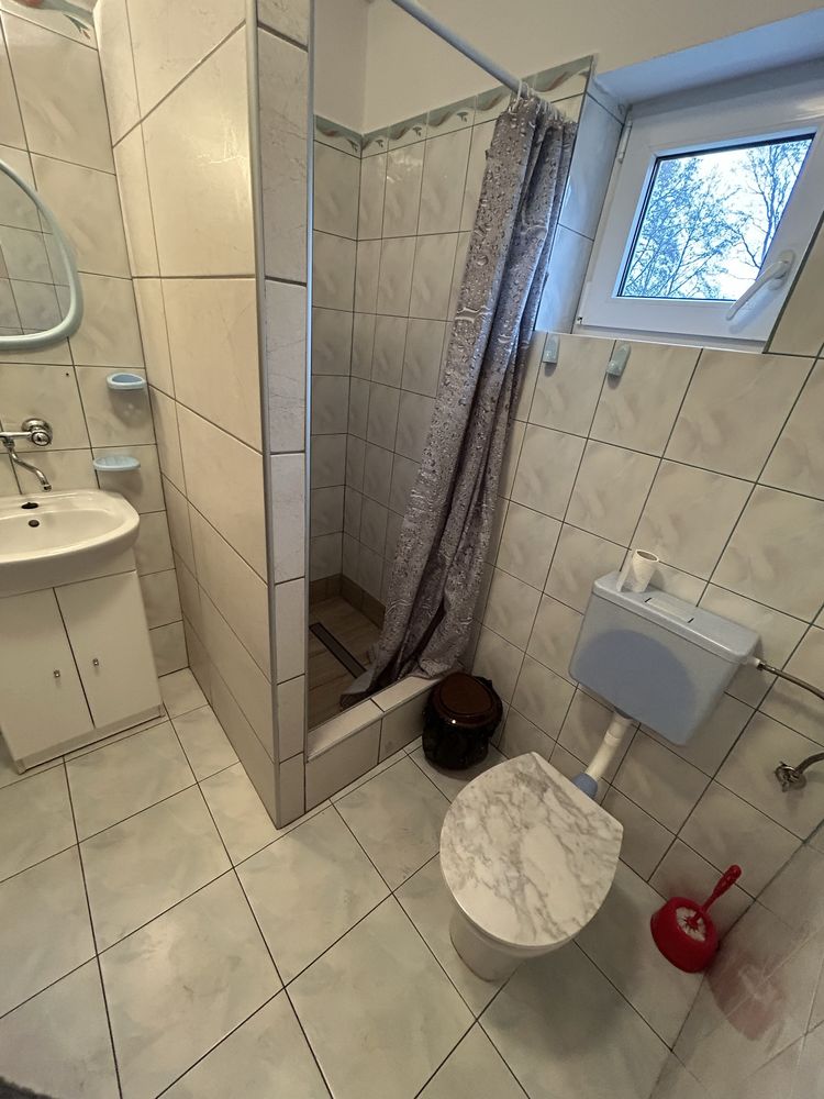 Anna „Pokoje gościnne z aneksami „