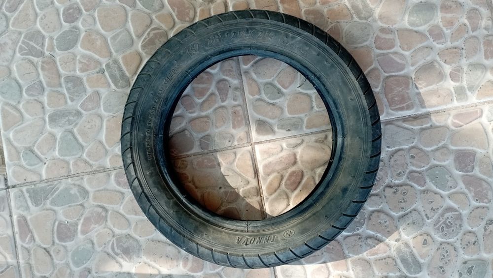 Немецкая шина для тачек,скутеров 9