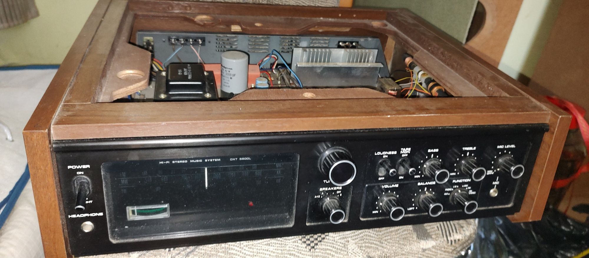 Amplituner Sanyo DXT 5500L