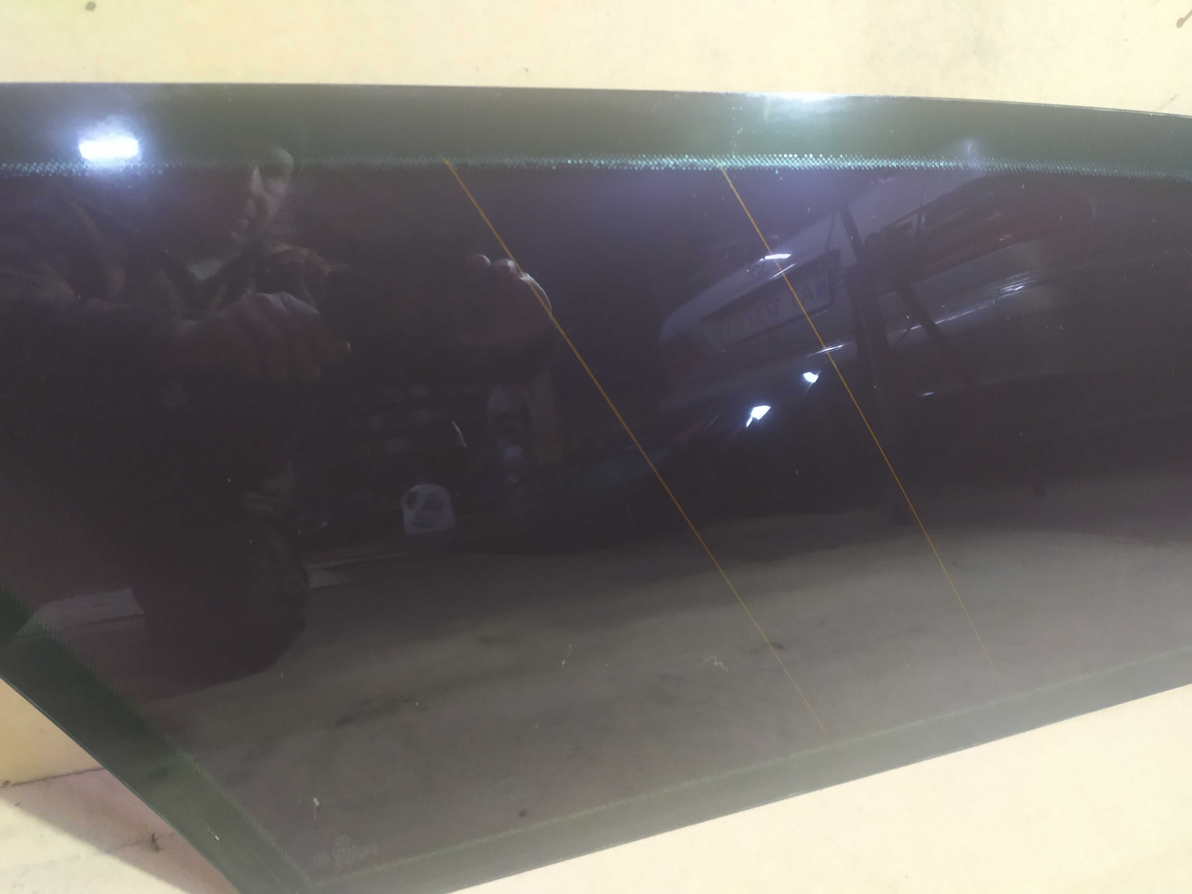 Скло бокове кузовне багажника стекла Mercedes w210 універсал