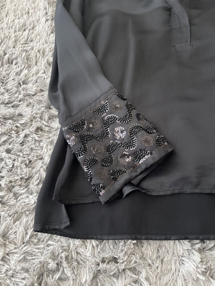 Blusa de cetim bordada Zara
