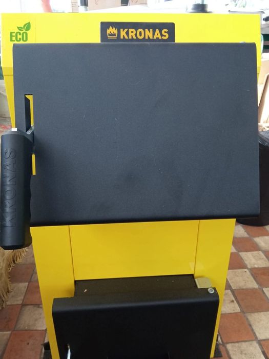 Твердопаливний котел новий