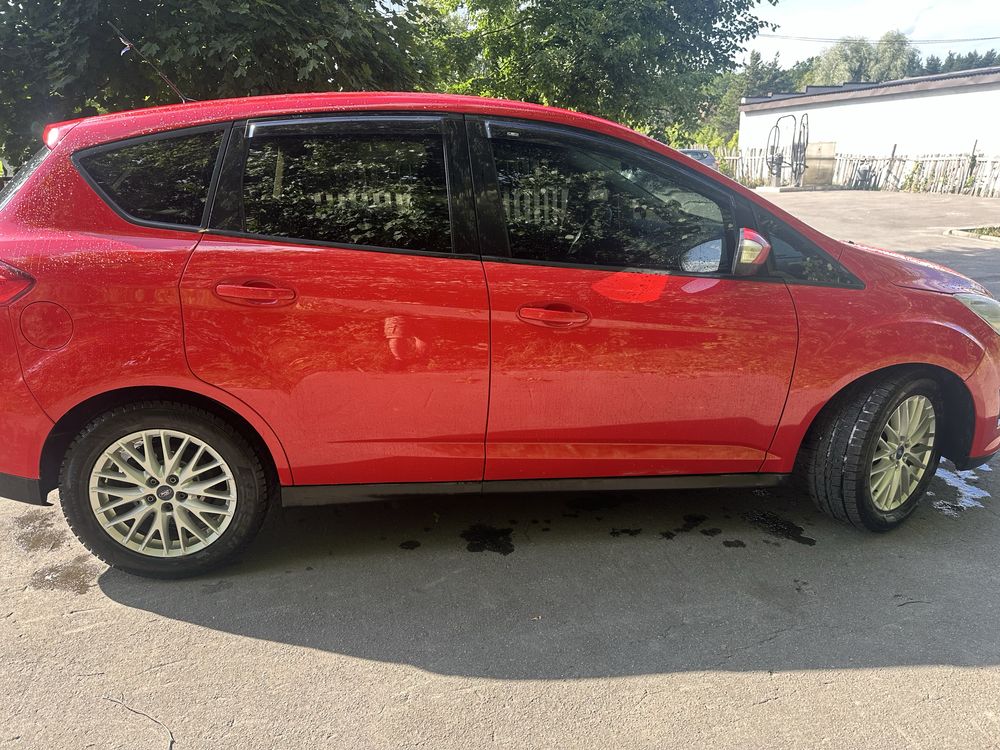 Автомобіль Ford c max mk2