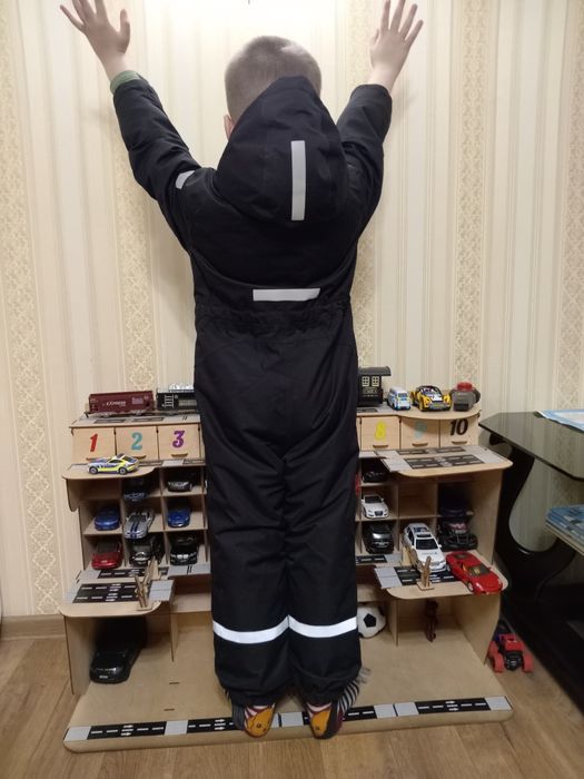 Зимний комбинезон HM