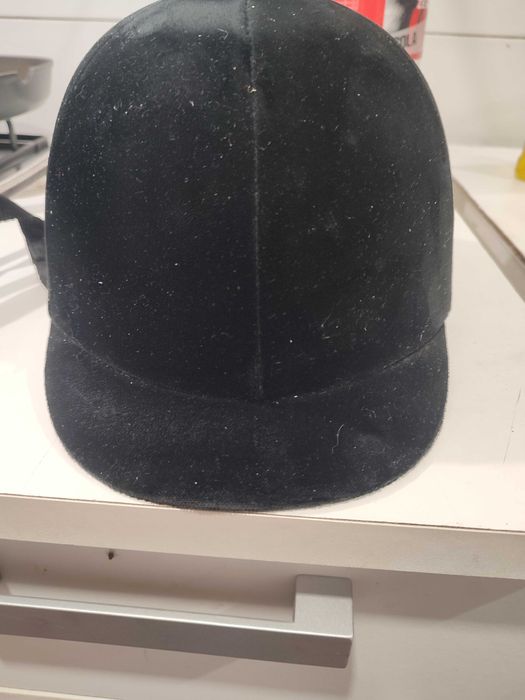 Capacete de equitação semi-novo