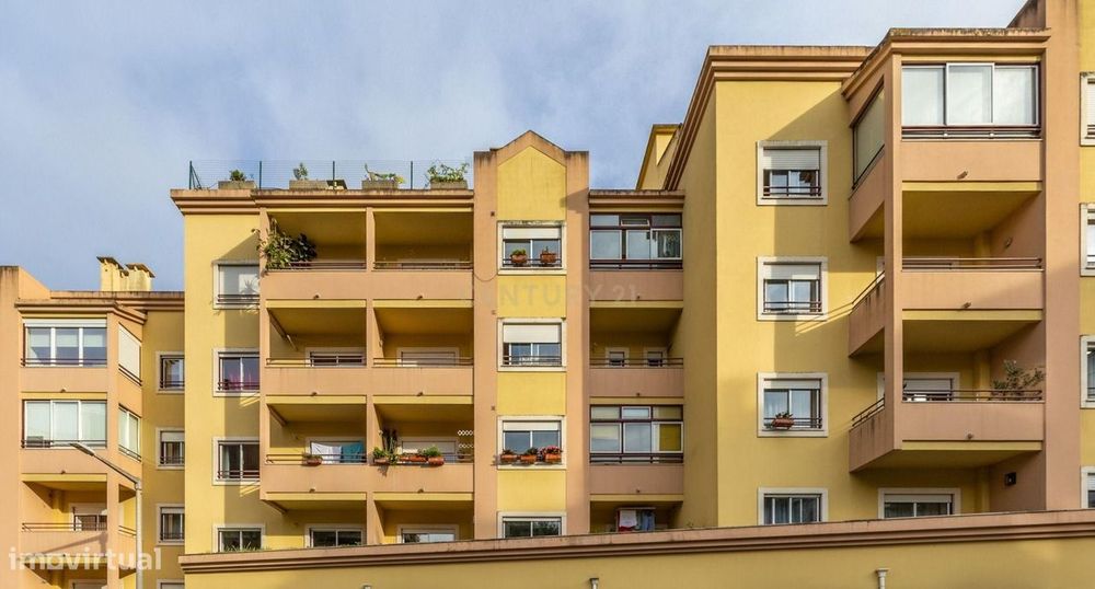 Apartamento T6 Duplex 330 m2 || Leiria || Junto à Av. Marquês de Pomba