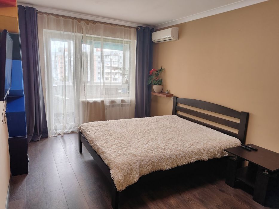 Посуточно,  почасово  Запорожье, недалеко от жд  вокзала, сити молл