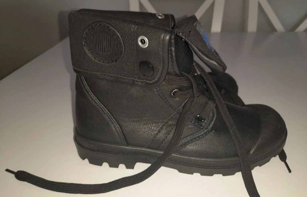 Botki nowe skórka r.36/37
