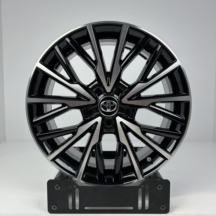 NOWE ORYGINALNE Felgi Toyota 18" - CH-R Corolla Cross Yaris Cross