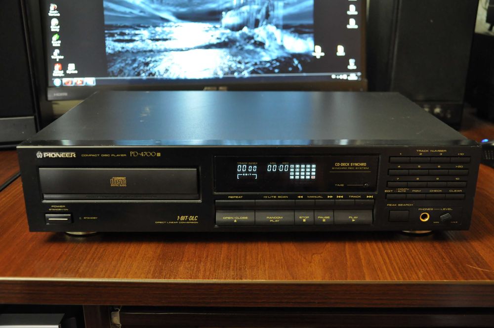 cd програвач Pioneer PD-4700