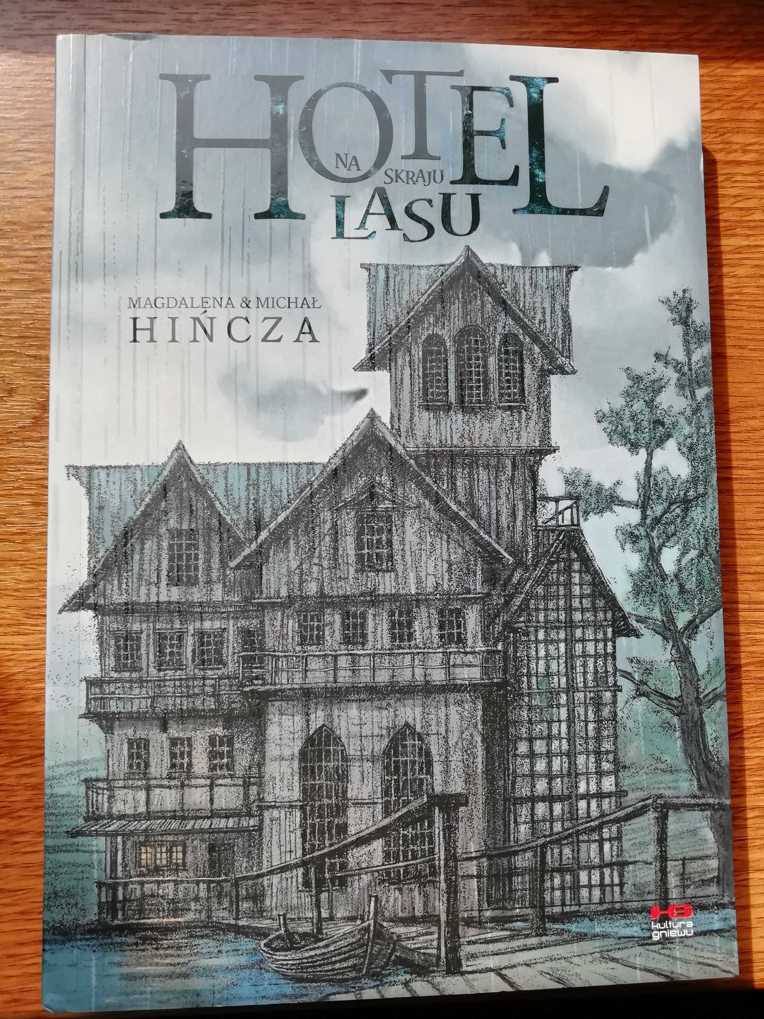 Hotel na skraj lasu - komiks, polski debiut! świetny horror.