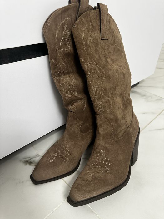 Козаки замшеві 39 розмір