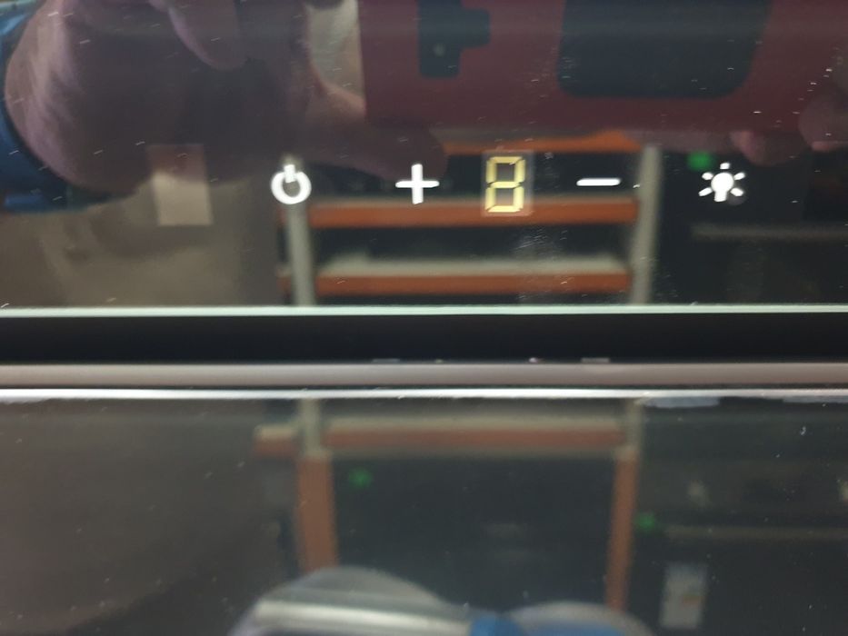 Вытяжка кухонная Grunhelm GVN 330 B