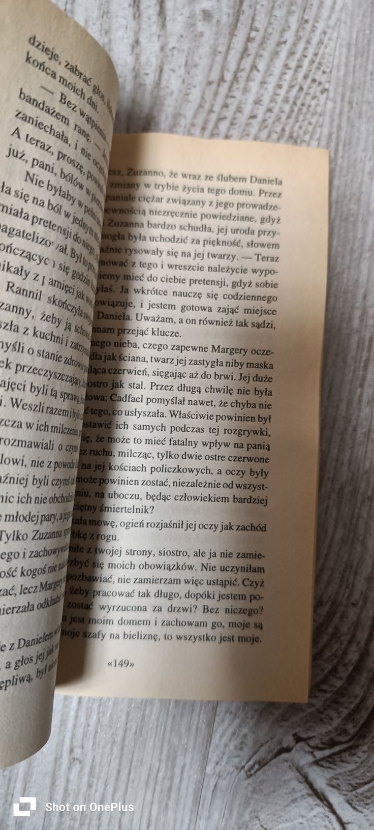 23. książka wróbel w świątyni ellis Peters