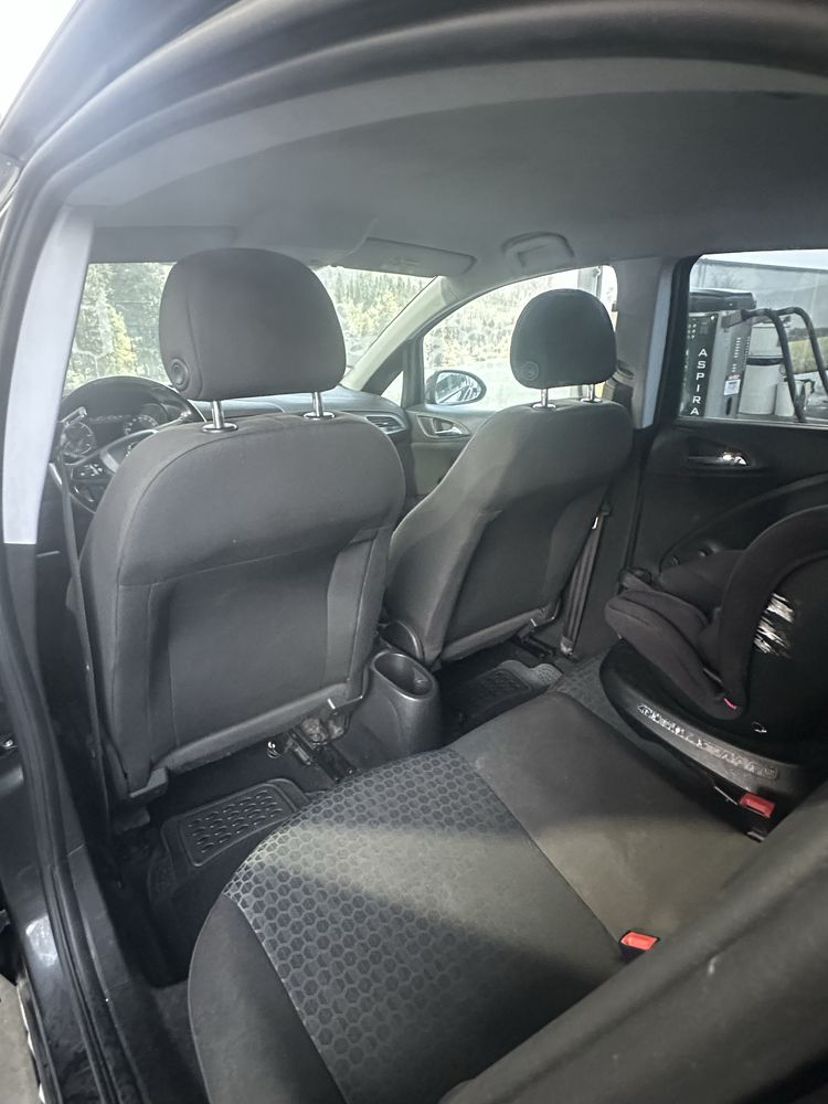 Opel Corsa e 2016
