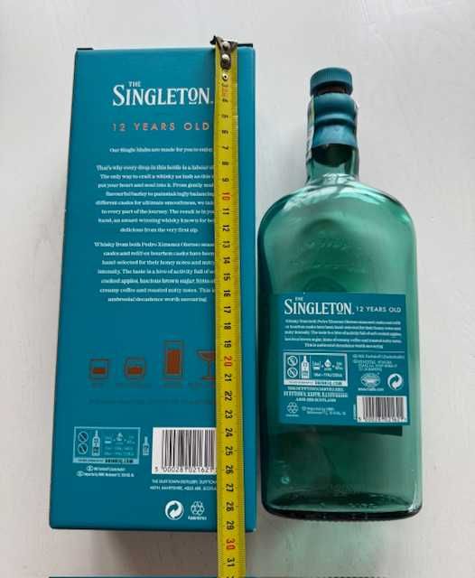 Пустая бутылка (голубое с текло) от виски Singleton 12 лет с коробкой