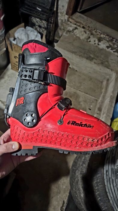 Лижні чоботи боти черевики