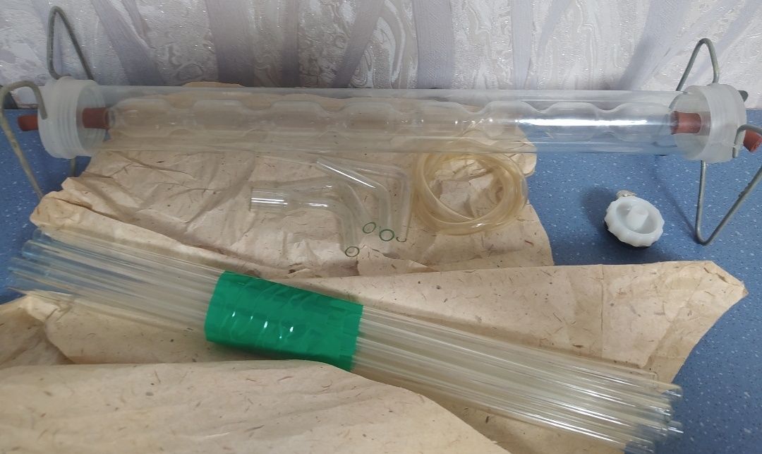 Дистиллятор бытовой.