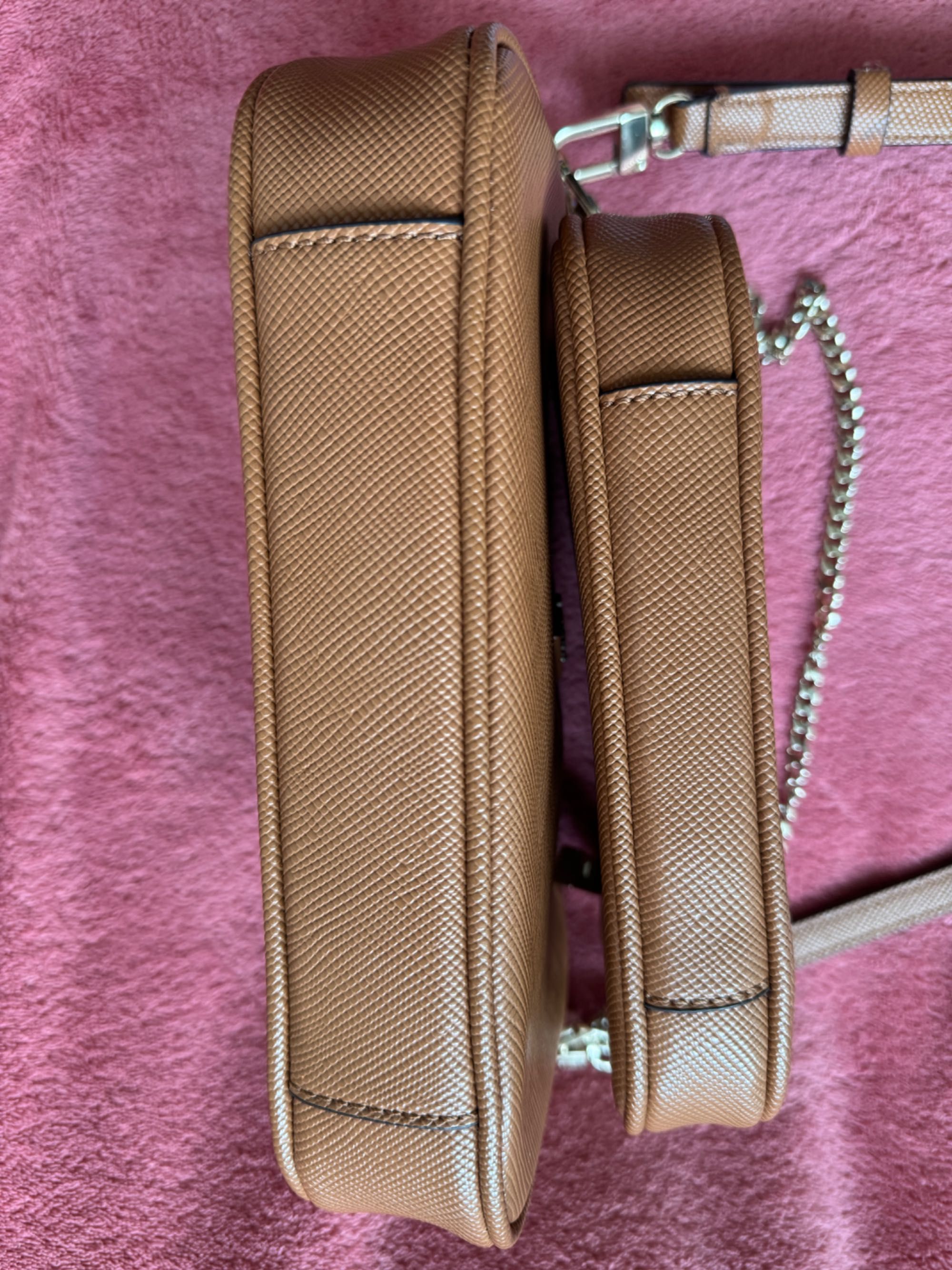 Torebka Giuess brązowa crossbody
