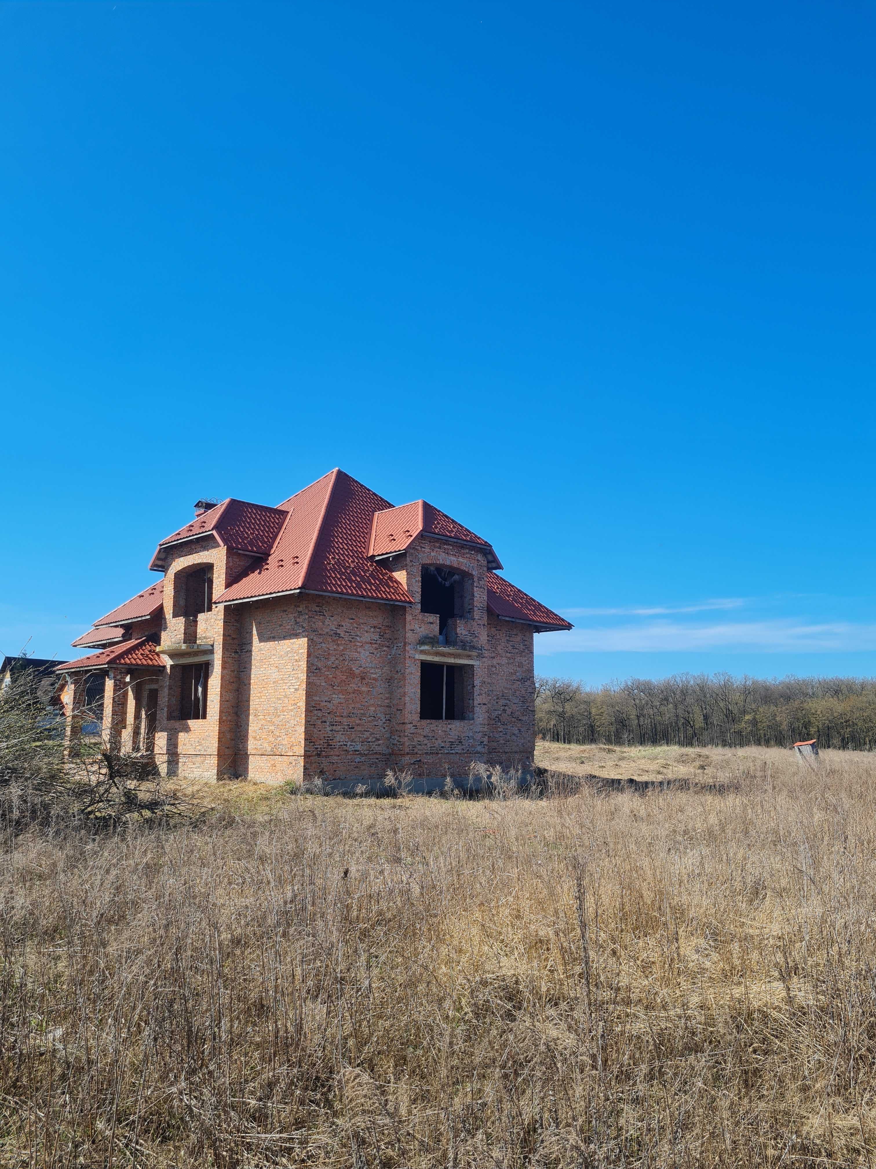 Продаж будинку по близу Луцька