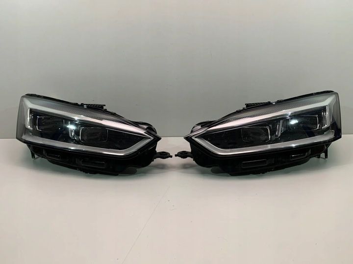 Оптика Audi A5 A4 задні фонарі Q5 Q7 Q8 Full led Matrix