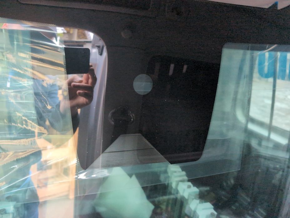 Hyundai ioniq 5 лобовое стекло