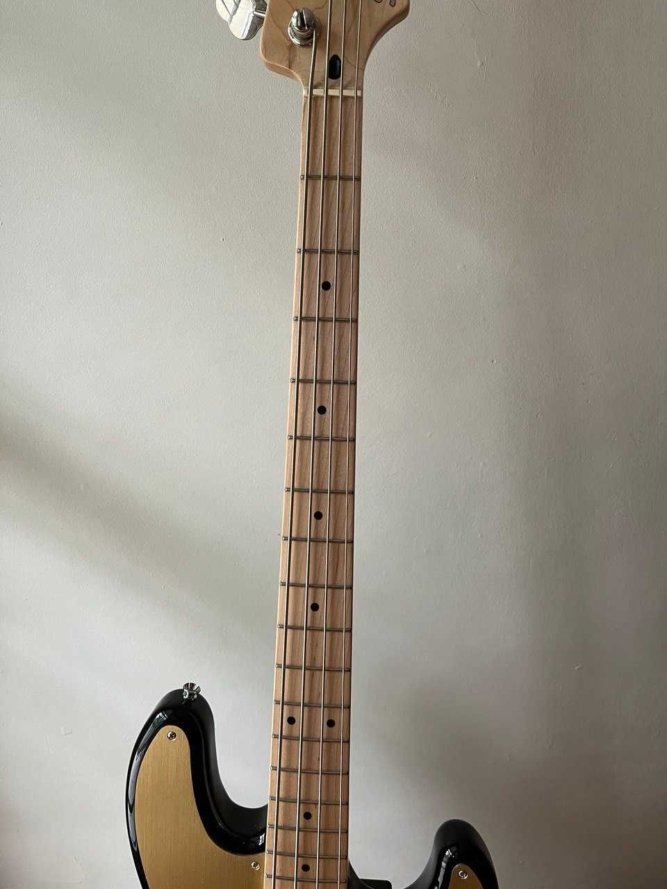 Squier Paranormal Jazz Bass '54 - gitara basowa w idealnym stanie