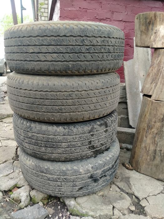 Покришки в гарному стані Р17