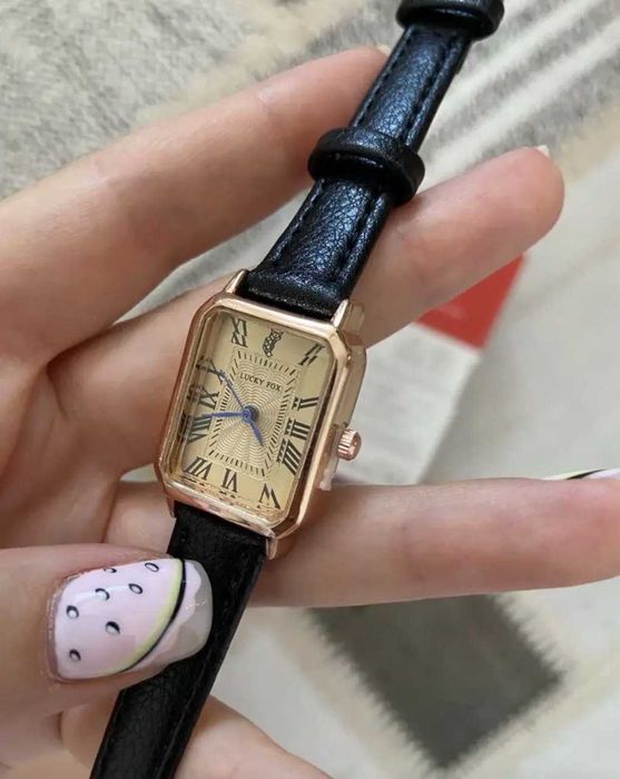 Класичний жіночий годинник. Женские часы. Кварц. Жіночі годинники.