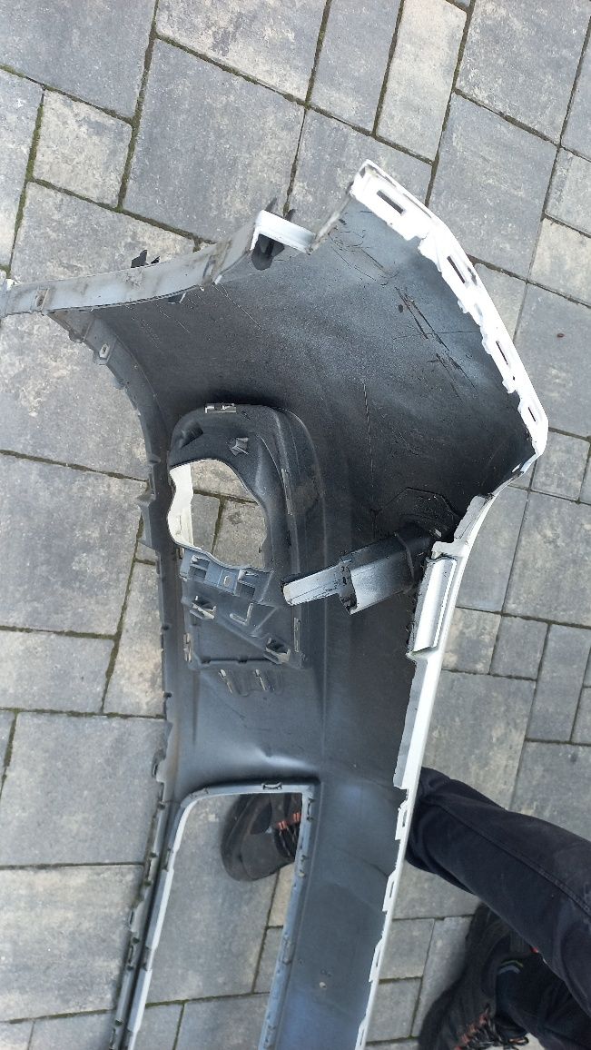 Vw  tiguana 5n0 11-16 zderzak przód przedni bialy spryski lb9a