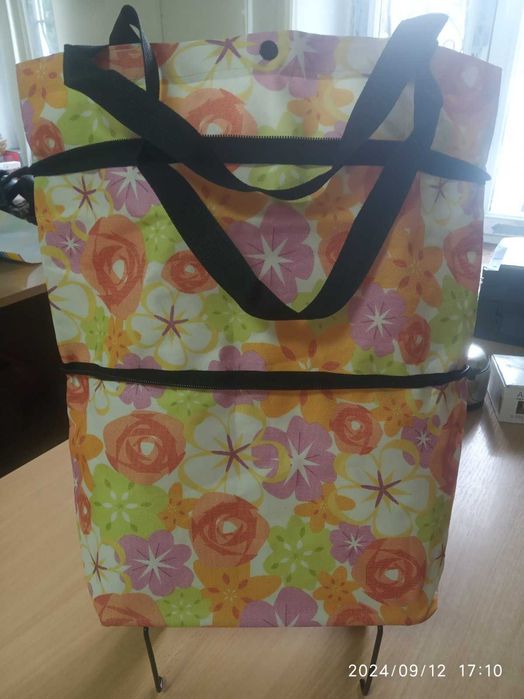 Сумка легка та складна для покупок з висувними подвійними колесами