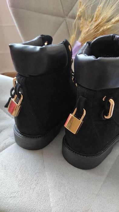 Демісезонні осінні черевики, нові, 38р 24,5см