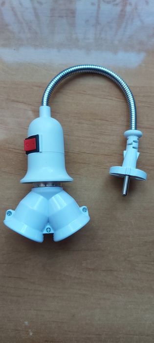 Zestaw oświetleniowy rozgałęziacz na 2 żarówki E27