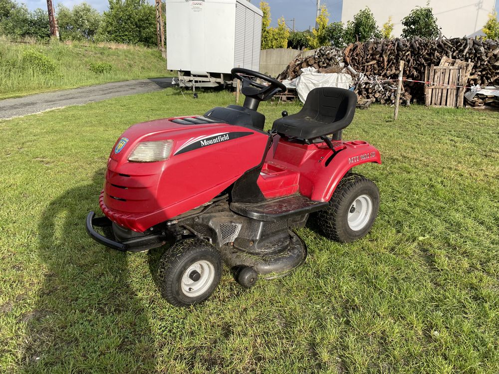 Kosiarka, traktorek Mountfield MTF 98M SD  350 z wyrzutem bocznym, BDB