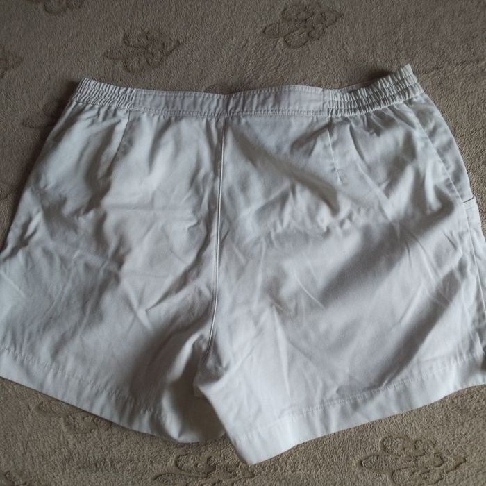 Фирменные шорты "Adidas", в отличном состоянии, привезли из Германии.