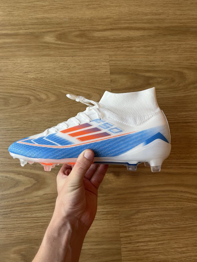 Chuteiras adidas F50 tamanho 43
