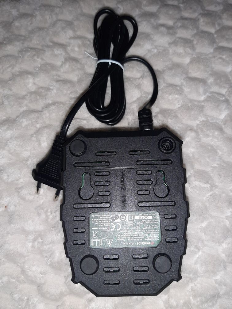 Nowa Ładowarka Parkside 12 V