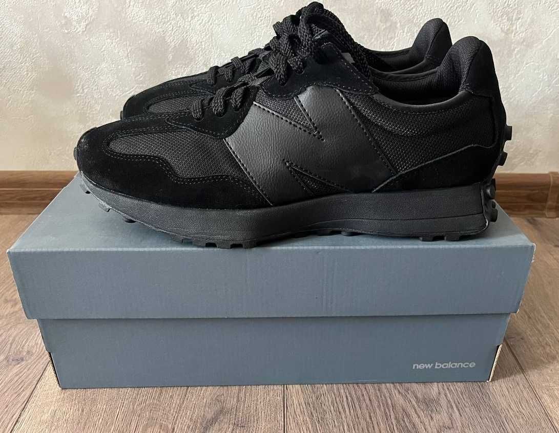 Кросівки чоловічі NEW BALANCE 327 MS327CTB | 45 EUR