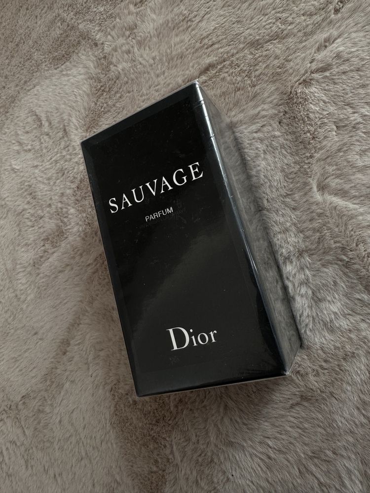 Perfumy Sauvage Dior