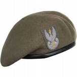 Beret wojskowy oliwkowy WOT.