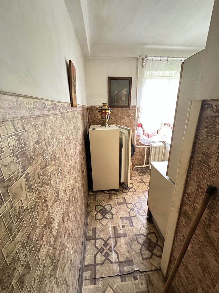 Продам 3к квартиру в Києві. Вул. Кавказька 9. Центральна частина міста