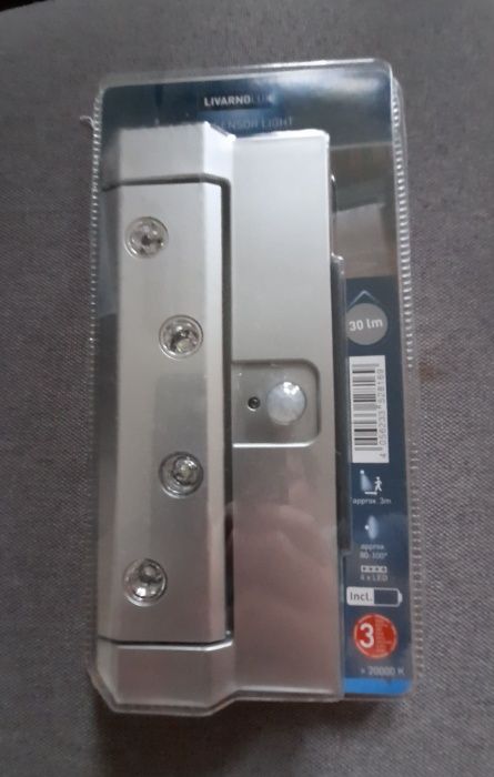 Nowa sensorowa lampa led