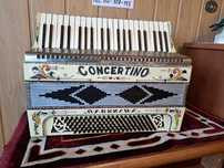 Akordeon Concertino Warszawa 120bas cztery chóry