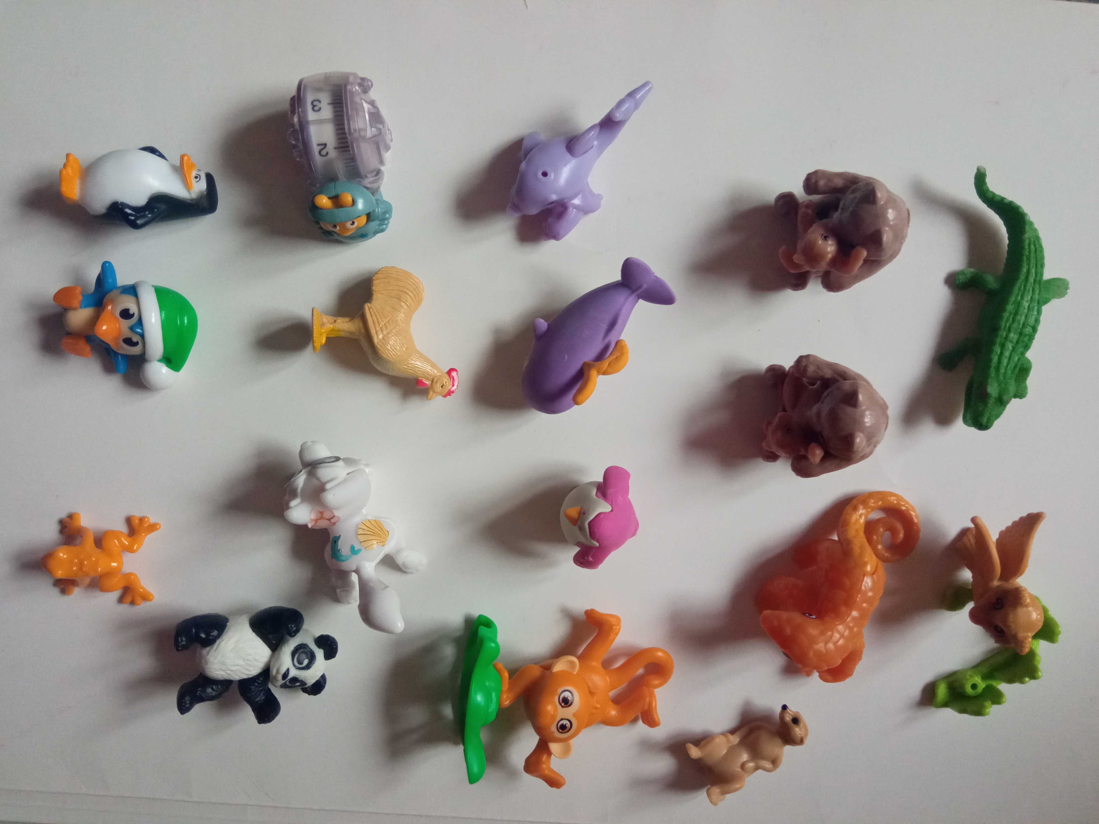 Zabawki z Kinder jajek różne zwierzęta 25 sztuk