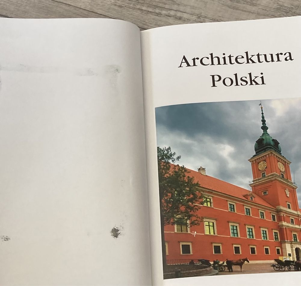 Książka Architektura Polski