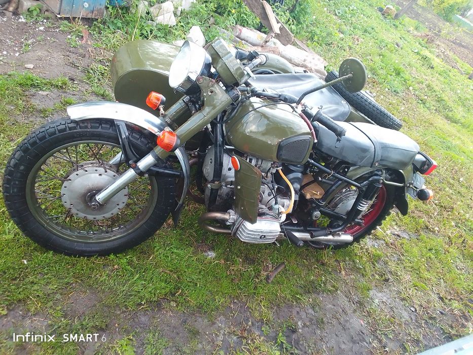 Продам мт 11 два єдине треба дивитися що з зарядкою бо її немає