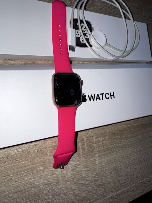 Apple Watch SE uszkodzony – wszystko działa