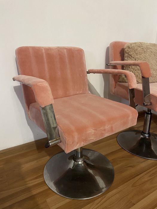 Крісло для перукаря