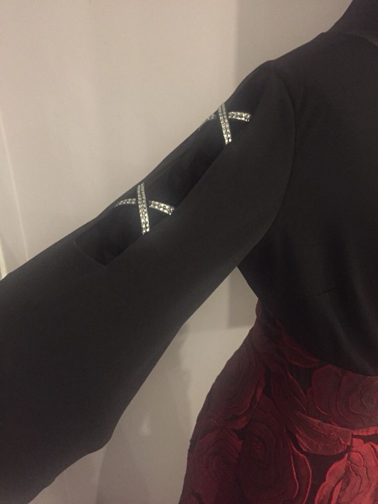 Sukienka elegancka hiszpanka