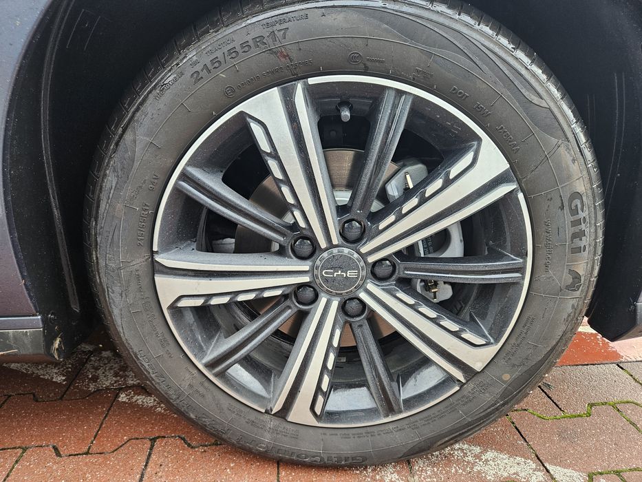 Opony Giti 215/55 R17, letnie